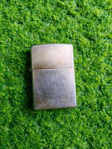 Authentic Zippo Lighter – Classic Plain Brushed /
