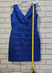 Calvin Klein V-Neck Cocktail Sheath Dress