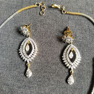 Dimond Necklace With Earrings