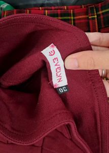 Stylish Maroon High-Waisted Pants 👖
