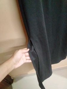 Elegant Off-Shoulder Black Maxi Dress