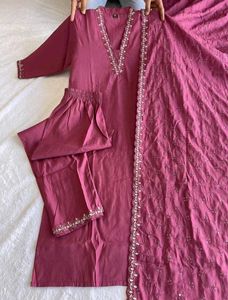 Elegant Embroidered Kurta Set