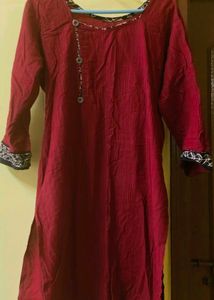 Maroon Kurta with Elegant Neckline