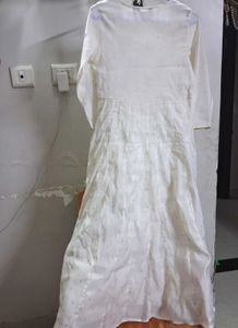 Elegant White Embroidered Ethnic Gown