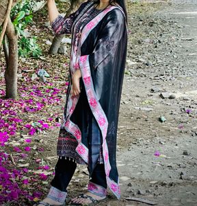 Elegant Black Kurta Set with Pink Border