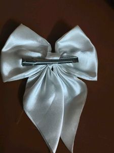 aesthetic white korean style bow