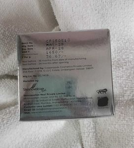 PELTOS Niacinamide Sleep Mask.