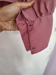 Chic Ruffled Mauve Top
