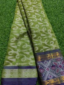 Elegant Green Saree without blouse
