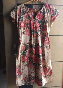 Beautiful Floral Print Kurta