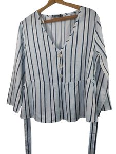 SHEIN Women's V-Neck   top