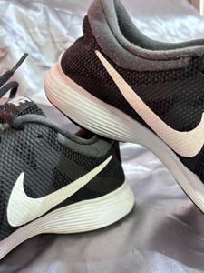 Nike Running Shoes unisex