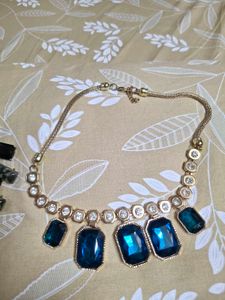 Chunky Statement Necklaces Set