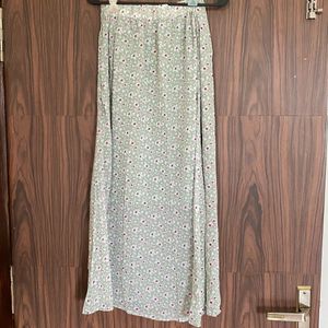 Chic Floral Midi Skirt with Button Detail
