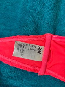 30 H&amp;M BANDEAU Bikini top