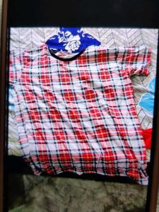 Red 'Love' Graphic T-Shirt