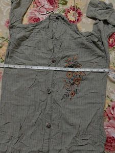 Embroidered Grey Striped Kurta