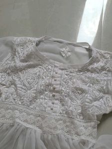 Elegant White Chikankari Kurta