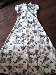 Chic Floral Print Dress