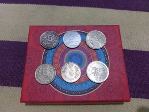 6 Different Head 5 Rupee Coin.
