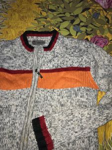 Women Imported Zipper Shrug