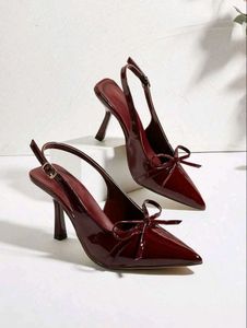 Chic Bow Slingback Heels