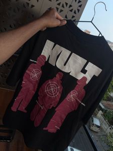 “KULT” Graphic Print T-Shirt