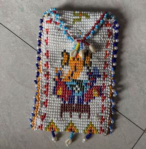 Beaded Pouch For Mobile