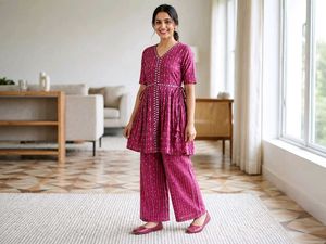 Elegant Pink Printed Kurta Set