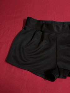 Ewa Young Black Classic Shorts