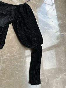 Zara Off-shoulder Top