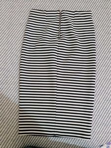 Classic Striped Pencil Skirt