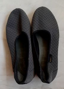 Branded Ladies Jutti