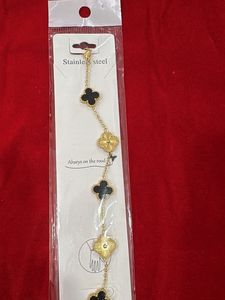 Elegant Clover Bracelet - Stainless Steel