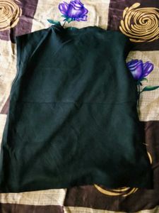 Sleeveless T-Shirt