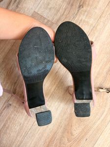 Chic Pink Block Heel Sandals