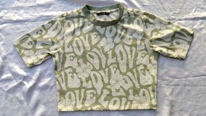 brand new (zudio)Cute Love Print Cropped Top