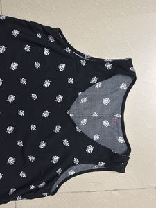 Cute Black Leaf Print Sleeveless Top
