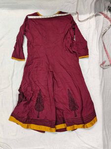 Maroon Ethnic Kurta with Tree Print