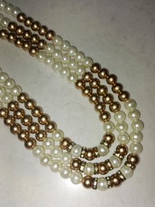 LONG PEARL NECKLACE