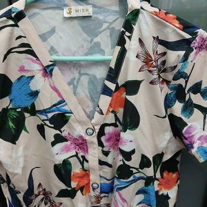 Floral Tie-Front Top XL Size - New W/o Tag