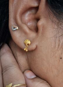 Flower Earrings 🌼 bk fast