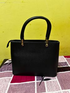 LINO PERROS Women’s Black Handbag