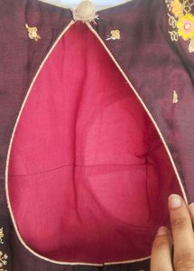 Elegant Embroidered Ethnic lehanga , blouse and du
