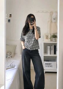Gray Floral Print T-Shirt