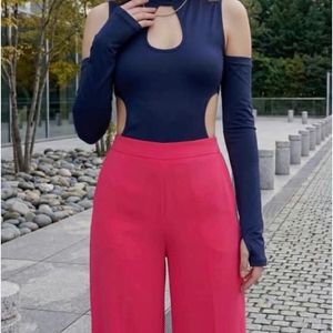 Stylish Navy cut out top
