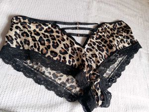 Leopard Print Lace Trim Panties
