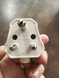 3 Pin Plug With Indicater (Three Piece)