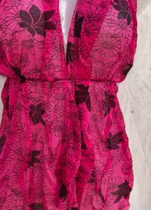 VN. Vibrant Pink Floral Halter Top