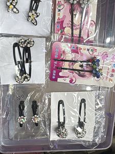 Sparkling Hair Clips &amp; Pins pair ( any1)
